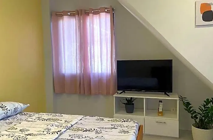 Hotel Ll Apartelle 4*